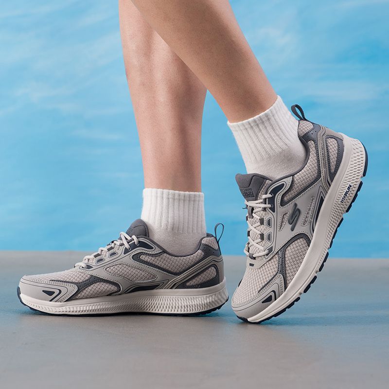 Scarpe da uomo Skechers, model - Lightweight Road Running Shoes recensione e prezzo